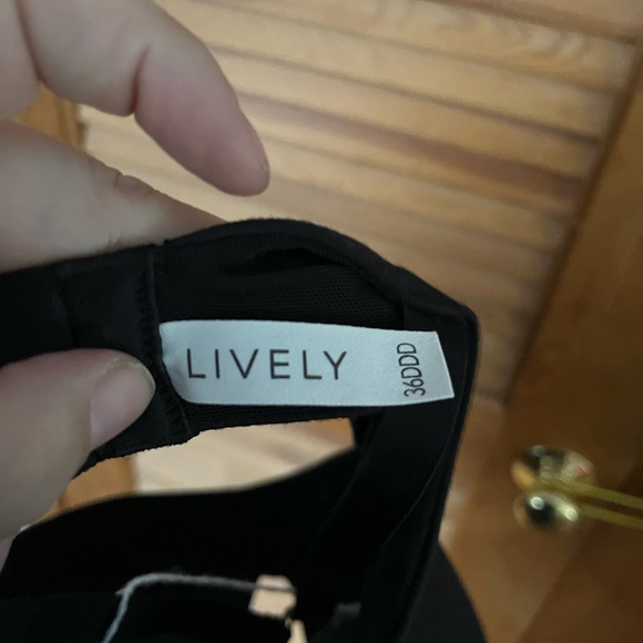 Lively Plunge bra in black size 36DDD - Picture 7 of 8